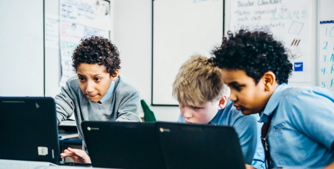 Prodeo students working on computers